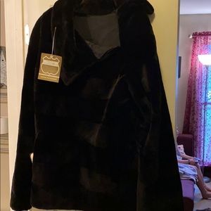 Neiman Marcus mink back Denmark